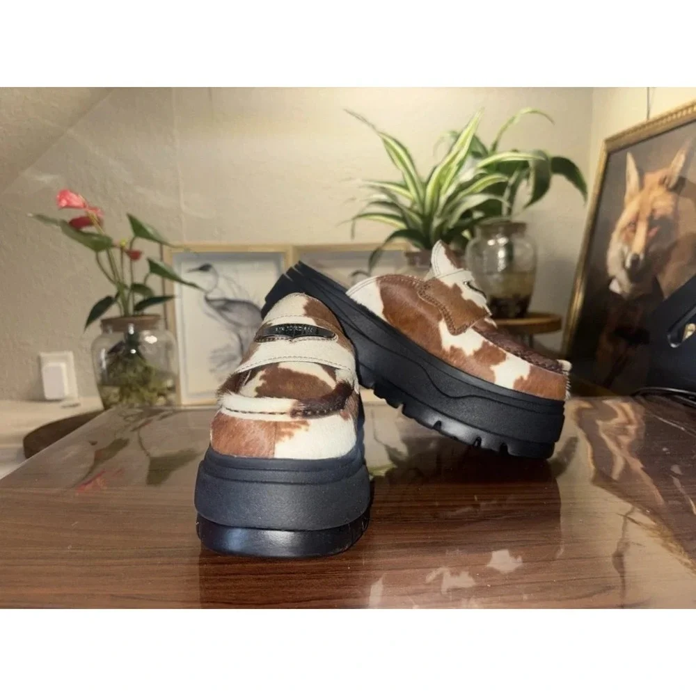 Womens size 6- Nike Air Jordan Loafer Mule Cow Print IB1497-001